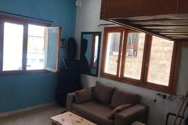 Nachlaot Apartment | A Very nice room right at the Market!