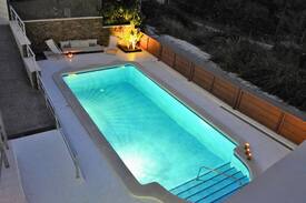 Sant Pere de Ribes Villa | Villas Sitges Arhat a 8 minutos de Sitges. Diseño