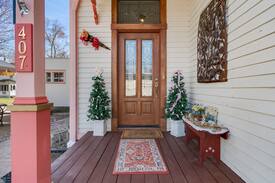 Canal Fulton House | Tandem Trails Guestroom- Charming Century home
