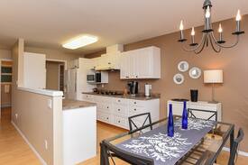 Courtenay House | Annie's Oceanside Retreat
