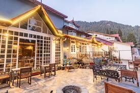 Nainital Hotel | Sky High | 1br pet friendly Naini Cottage