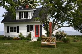Tilghman Cabin | Simplicity Cottage - Renovated Waterman's Home Circa 1920, Relax in the Hammock!