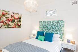 Pearl Beach House | The Bach Pearl Beach. Simply stunning.
