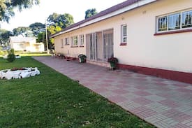 Harare House | Spacious Tawana Guest House ..!!