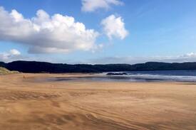 Killybegs Cabin | Beachcombers Cottage - Modern Luxury -WIFI-Netflix