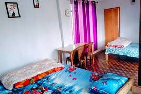Mawlynnong House | MAWLYNNONG UMPOHLIEW HOMESTAY (2 Rooms )