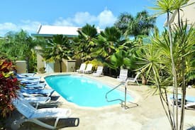 Bravos de Boston House | Bravo's Beach Cottages Starlight