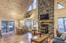 Pinetop-Lakeside Villa | The Lions Den