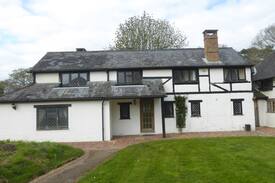 Pulborough Cabin | Redlands cottage self check in!