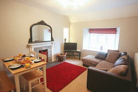Ellon Cabin | South Lodge, cosy cottage in the Castle grounds