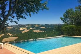 Urbino Apartment | Depandance in Villa Renaissance