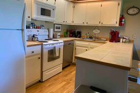 Sandpoint Apartment | Cozy Condo #1 in TOWN and CLOSE to Schweitzer