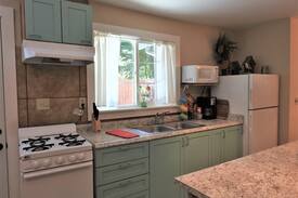 Murphys Cabin | Fern Creek Cottage- peaceful creekside setting