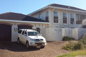 Aston Bay House | Lagoon View, Paradise Beach
