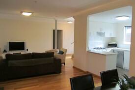 Augusta House | 10 Blackwood Retreat - close to the river and dog friendly