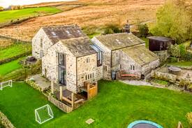 Cragg Vale Other | Bell House - character house in a rural setting