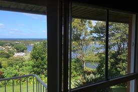 Banora Point Apartment | The Rabbit Retreat - Pet Friendly/Ocean Views