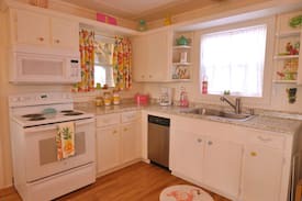 Hitchcock Cabin | Flamingo Inn