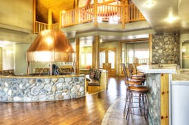 Show Low House | Stone Haven Lodge in the Pines