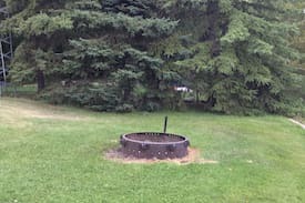 Central Alberta Cabin | Vincent Lakefront Log Cabin