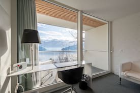 Weggis Bed & Breakfast | Lakeview (room of waves)