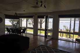 Lake Boga House | Lake Boga Waterfront Sister Shack