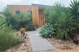 Port Elliot House | Schmooze on Inn - Pt Elliot