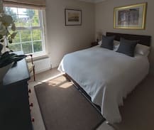 Cuckfield Bed & Breakfast | Peelers Bed and Breakfast