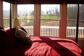 Stanardsville House | Romantic, Carriage House Studio at Fairhill Farm