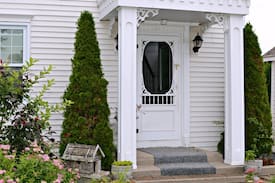 Dalhousie House | The Barbour Inn... Sur/On la Baie-des-Chaleurs