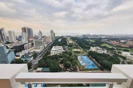 Ermita Apartment | Torre de Manila Condo w/ bay view Luneta Park