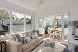 Mount Eden Apartment | 'The Nest' Mount Eden