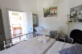 Narrogin Cabin | Historic Fairway lane short term accomodation.