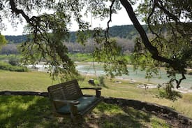 Wimberley House | Beside Still Waters River House on the Blanco