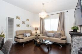 West Hollywood Apartment | Naughty & Nice WeHo 1bd/1ba-Great For Work & Play