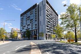 City West Apartment | Capitol Apartments - 2 bedrooms Views, CBD, ANU
