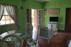 Halcyon Heights House | Camelot Retreat