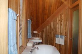 Mount Robson Villa | Goat's Head Gatehouse