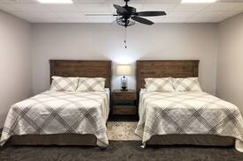 Greenup House | Cumberland Road Guesthouse 1 mile from I-70