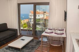 Kusadasi City Centre Apartment | Pine City Residence 1BR