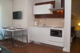 Kusadasi City Centre Apartment | Pine City Residence 1BR