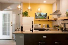 Nelson House | Rosemont Garden Suite