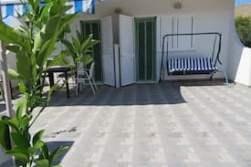Grebastica Apartment | Apartmani tri palme