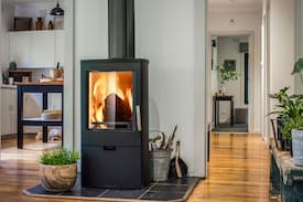 Olinda House | Magnolias on Mernda. Your own peaceful retreat