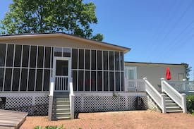 Warwick House | Waterfront Lake Blackshear, Warwick, Ga.