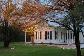 College Station Cabin | Cottagewood: The Gloucester