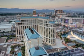 Las Vegas Strip Hotel | Vdara SKYVILLA One Bedroom Panoramic View (RARE)
