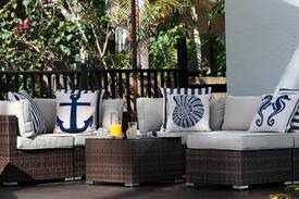 Oak Beach Villa | Belle Roche - Absolute Beachfront