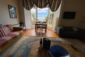 Tenby Apartment | Garden Vista - Awarded Beach of the year 2019 ***