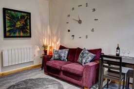 Bacup Apartment | Modern, light and airy flat in Bacup,Rossendale